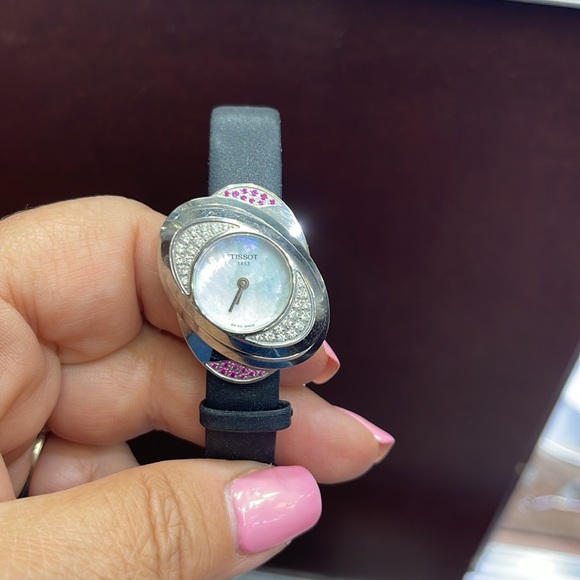 TISSOT T TREND PRECIOUS FLOWER tri color main image 4